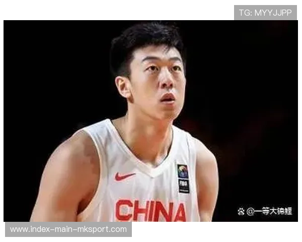 广东萨姆纳快攻连取6分，半场领先