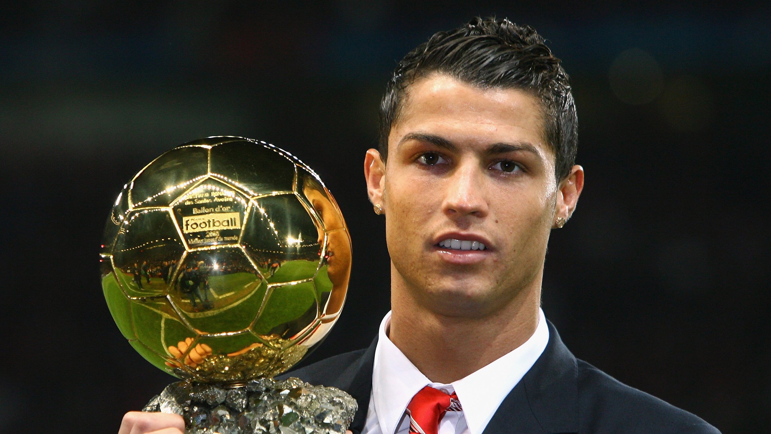 德甲俱乐部足球与社会公益结合的品牌创新，德甲合作伙伴